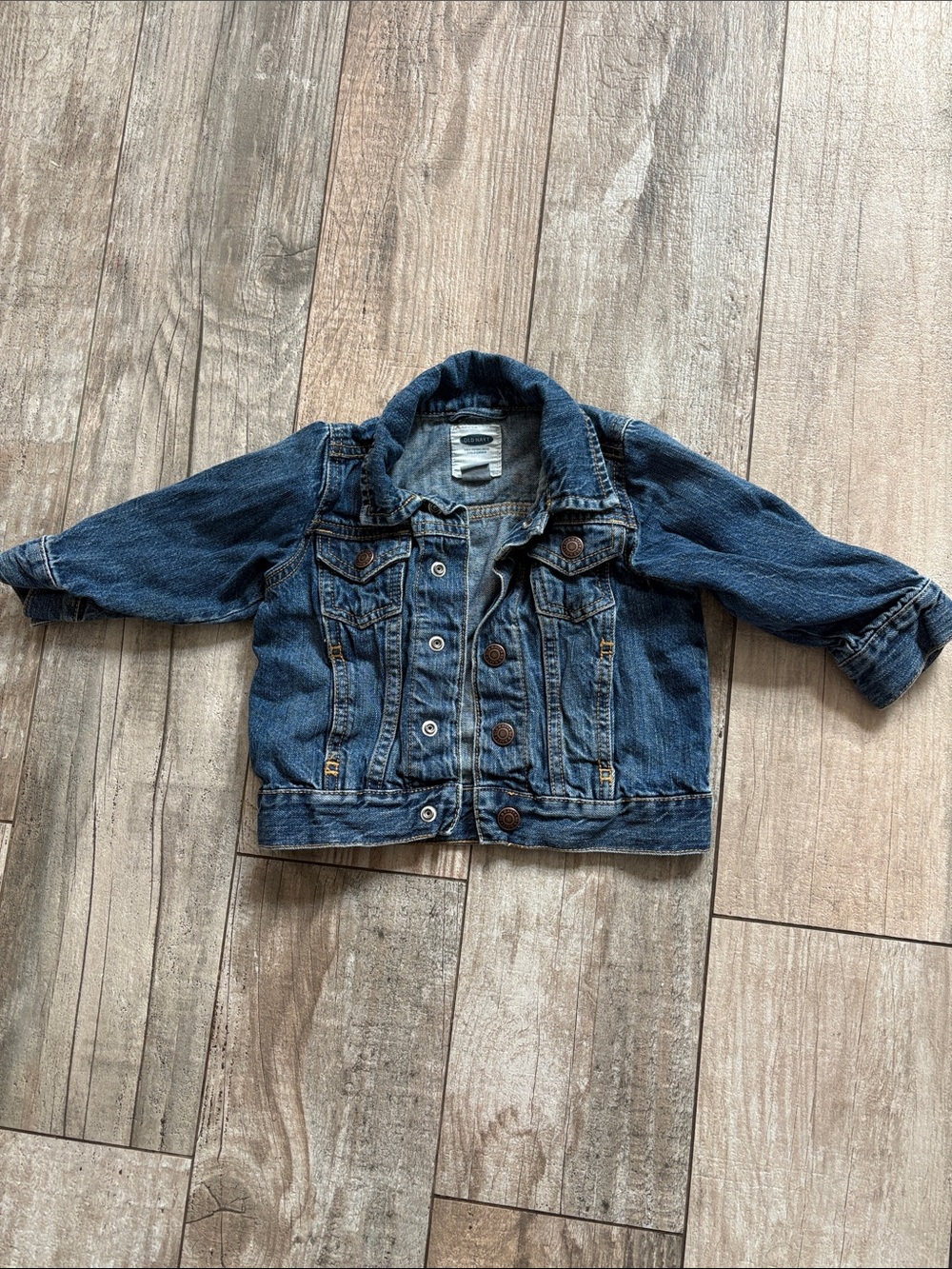 Old Navy toddler Blue Denim Jacket 12-18 months